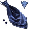 La lavallière bleu-marine & ses accessoires